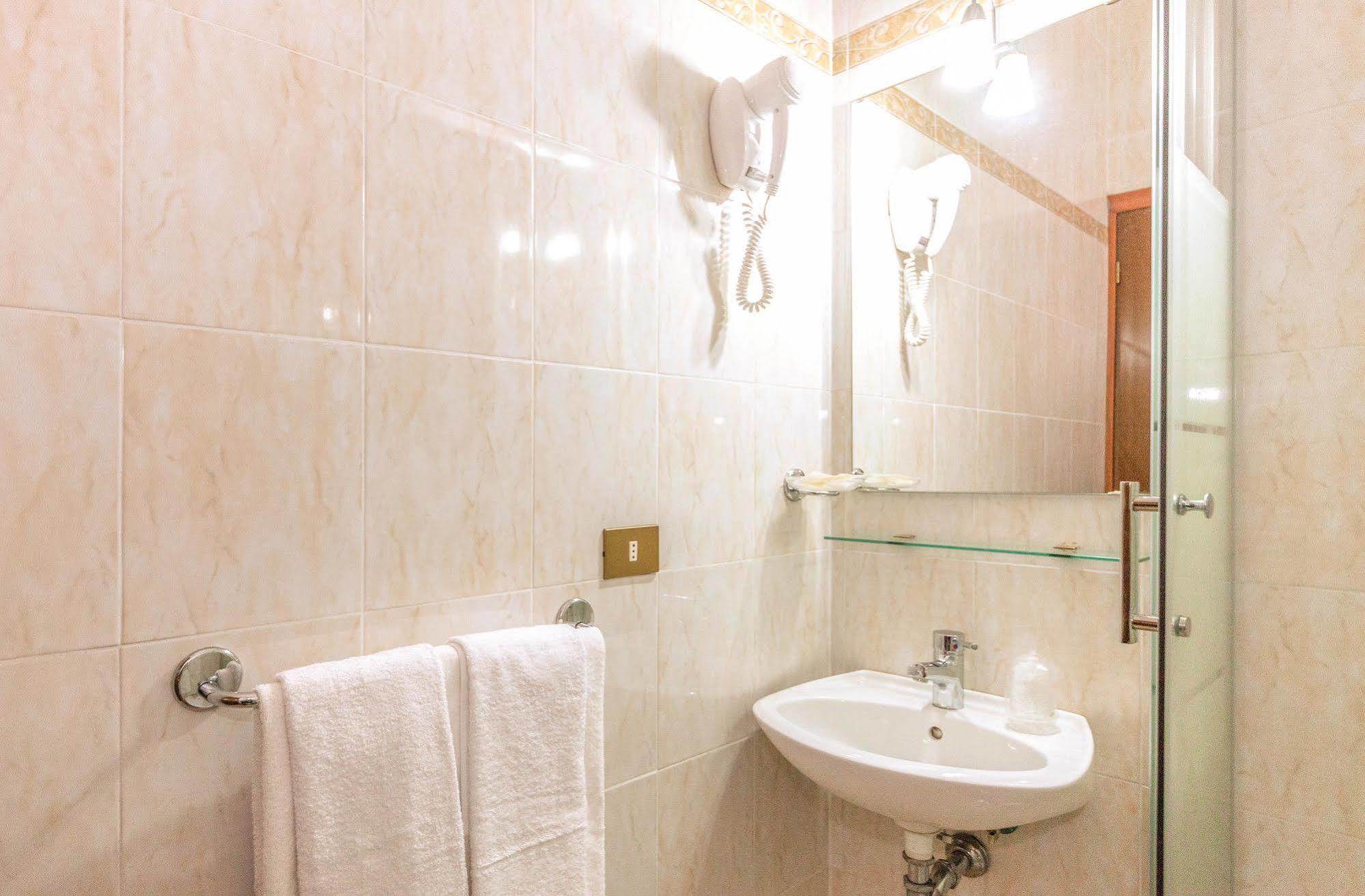 Downtown Accommodation Roma Dış mekan fotoğraf
