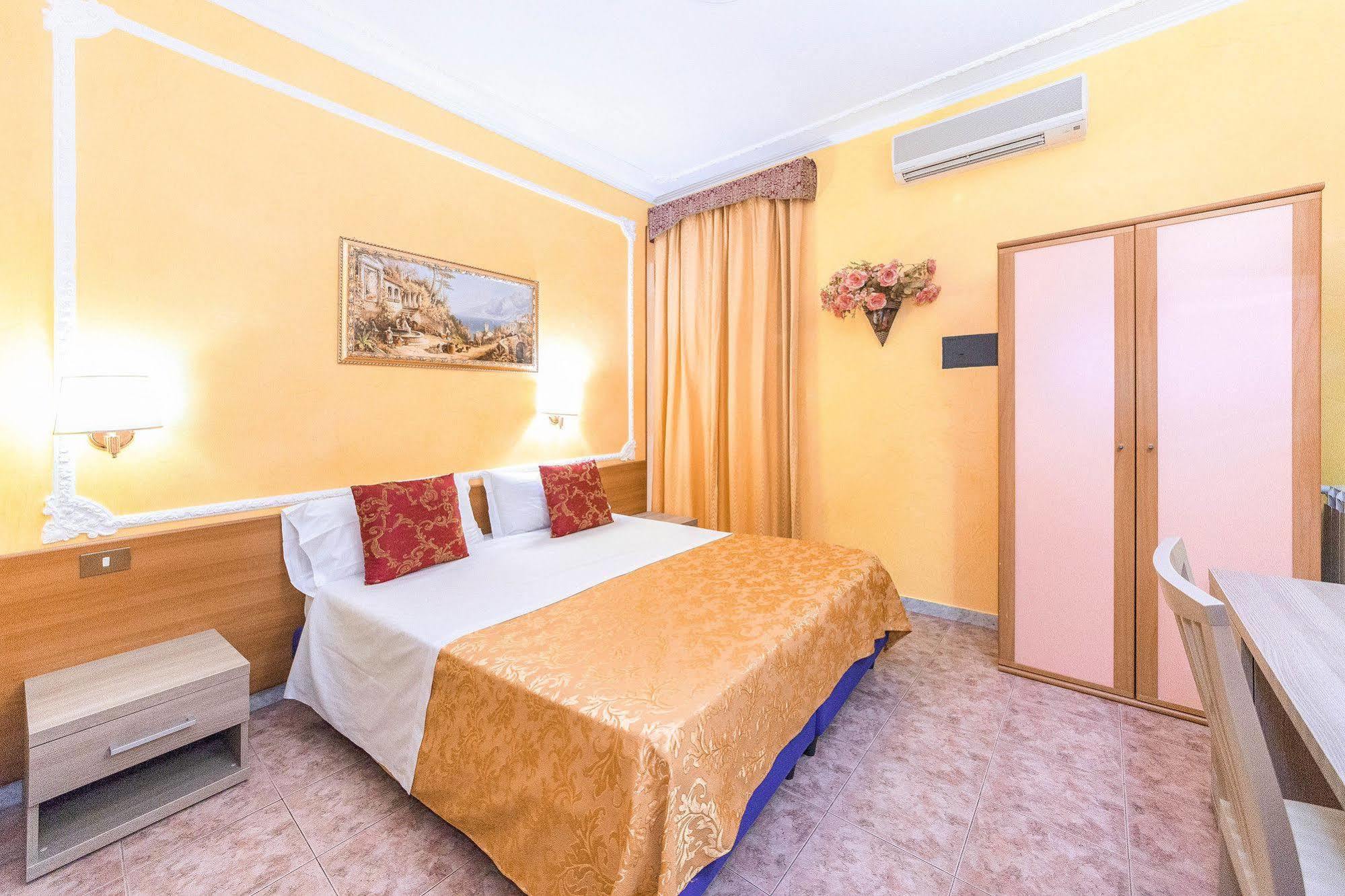 Downtown Accommodation Roma Dış mekan fotoğraf