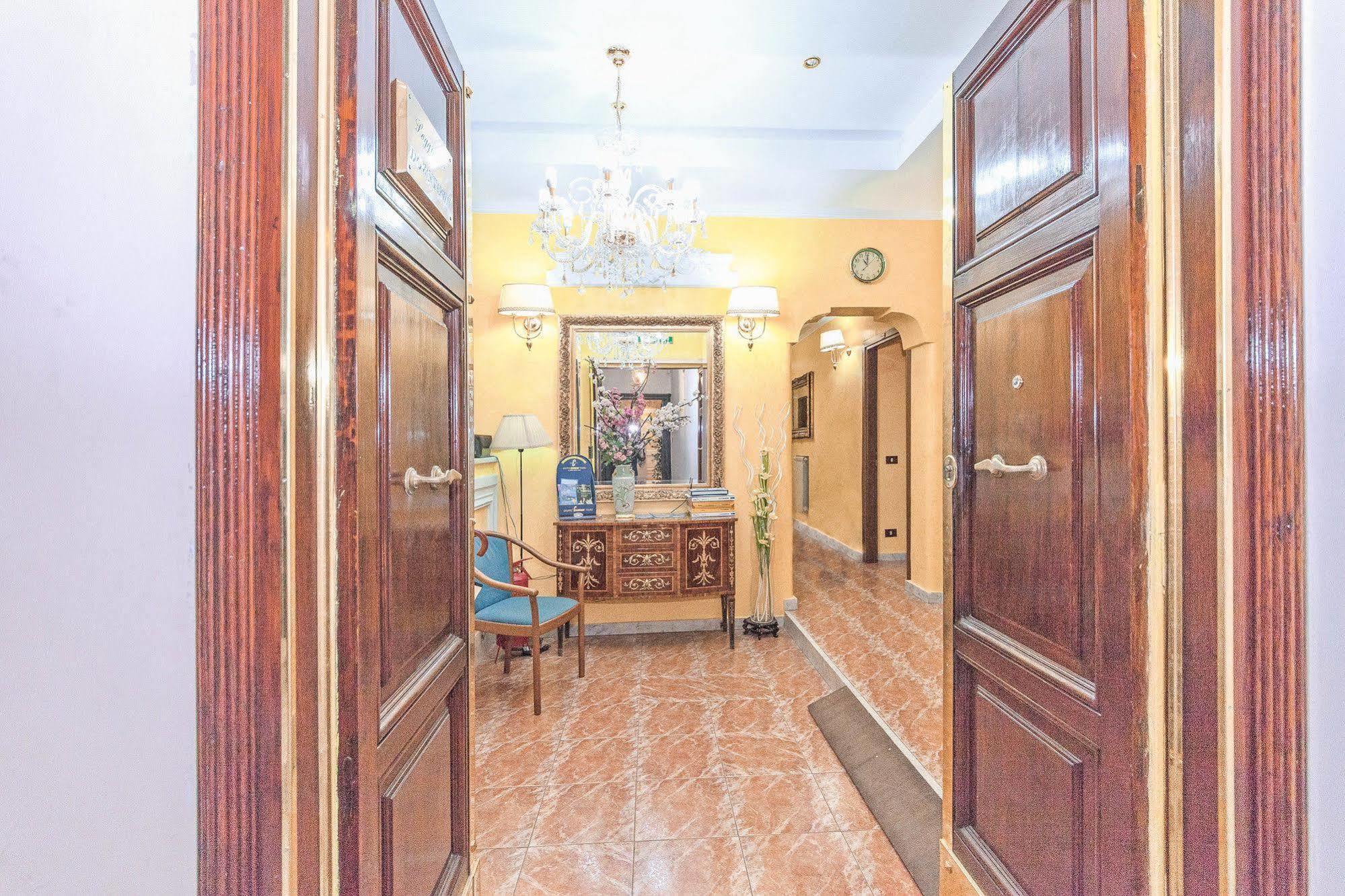 Downtown Accommodation Roma Dış mekan fotoğraf